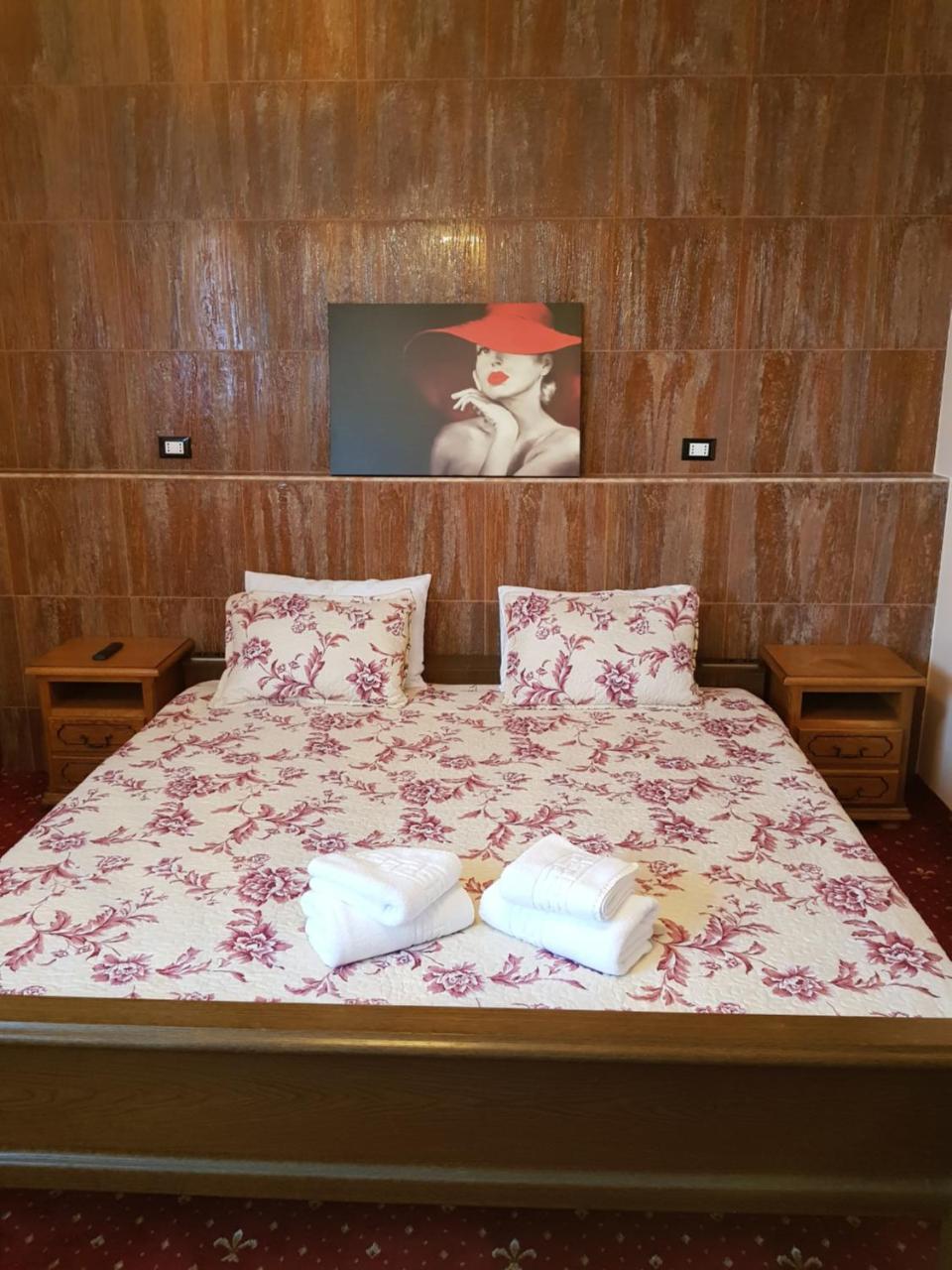 Apartamento Liberty Junior Făgăraş Exterior foto